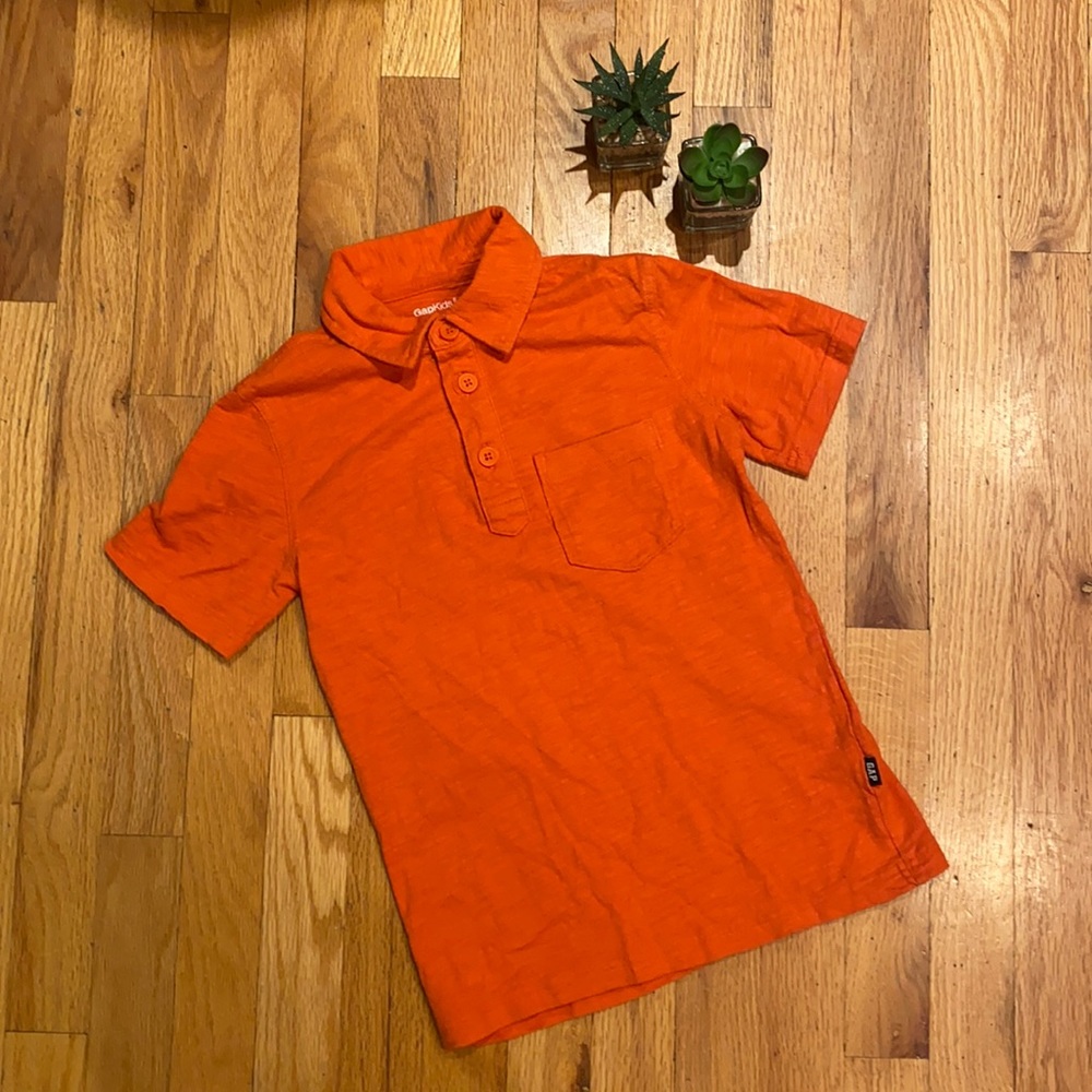 3 for $15 SALE Gap orange polo shirt kids size 6/7 orange